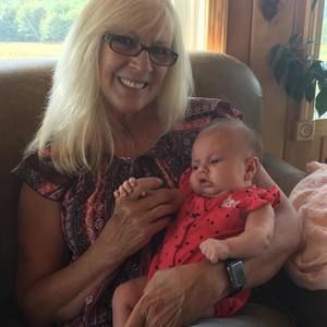 Meet your Posher, Debi